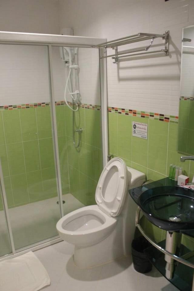 BK Place Hotel Bueng Kan Eksteriør billede
