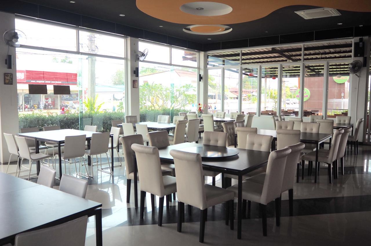 BK Place Hotel Bueng Kan Eksteriør billede