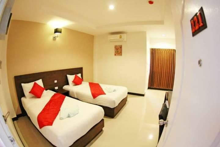 BK Place Hotel Bueng Kan Eksteriør billede